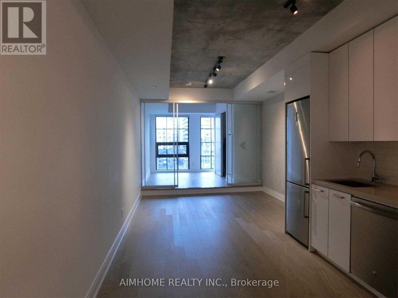 813 - 608 Richmond Street W, Toronto, Ontario  M5V 0Y9 - Photo 10 - C12210330
