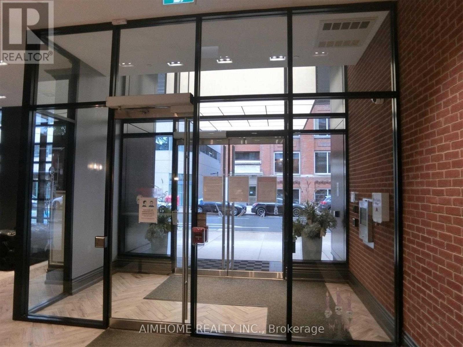 813 - 608 Richmond Street W, Toronto, Ontario  M5V 0Y9 - Photo 4 - C12210330