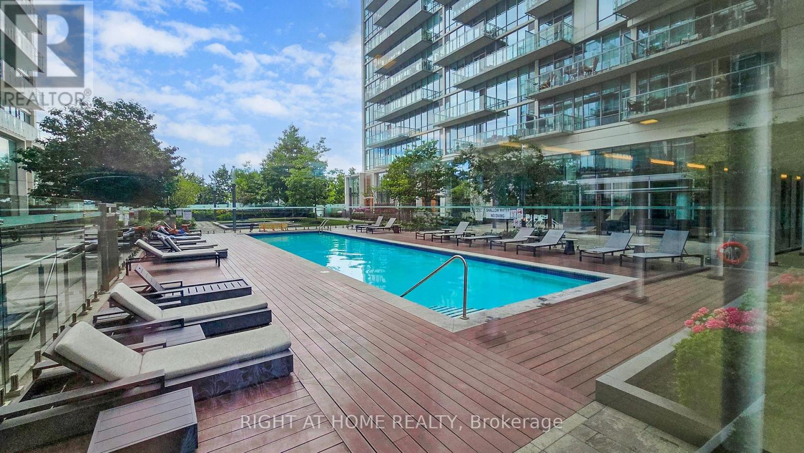 403 - 15 Queens Quay E, Toronto, Ontario  M5E 0C5 - Photo 23 - C12210332