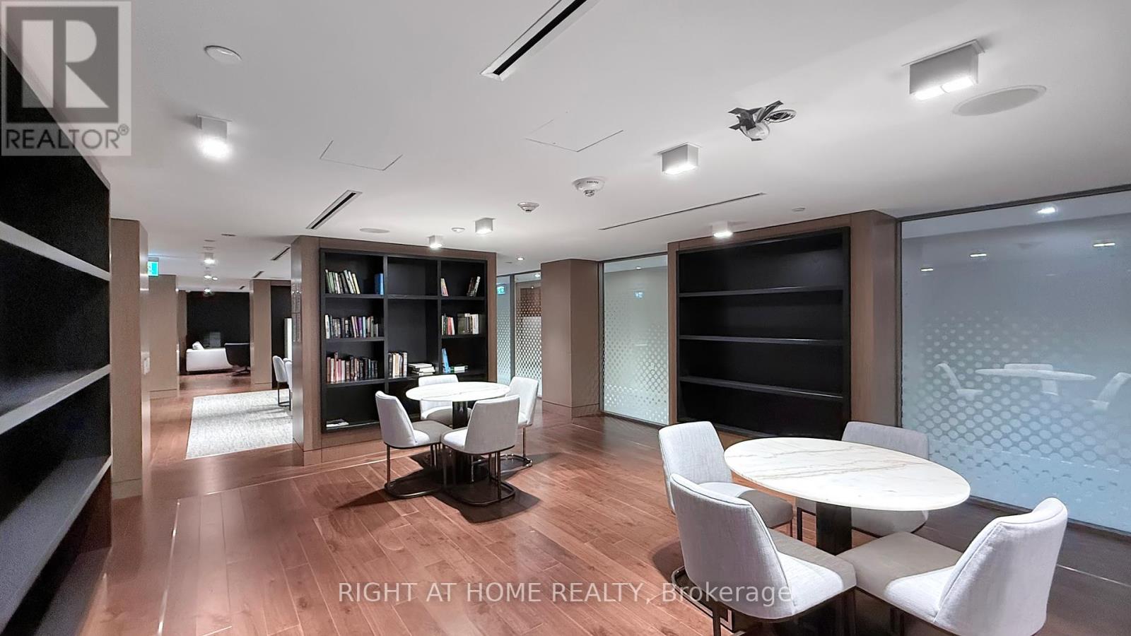 403 - 15 Queens Quay E, Toronto, Ontario  M5E 0C5 - Photo 33 - C12210332