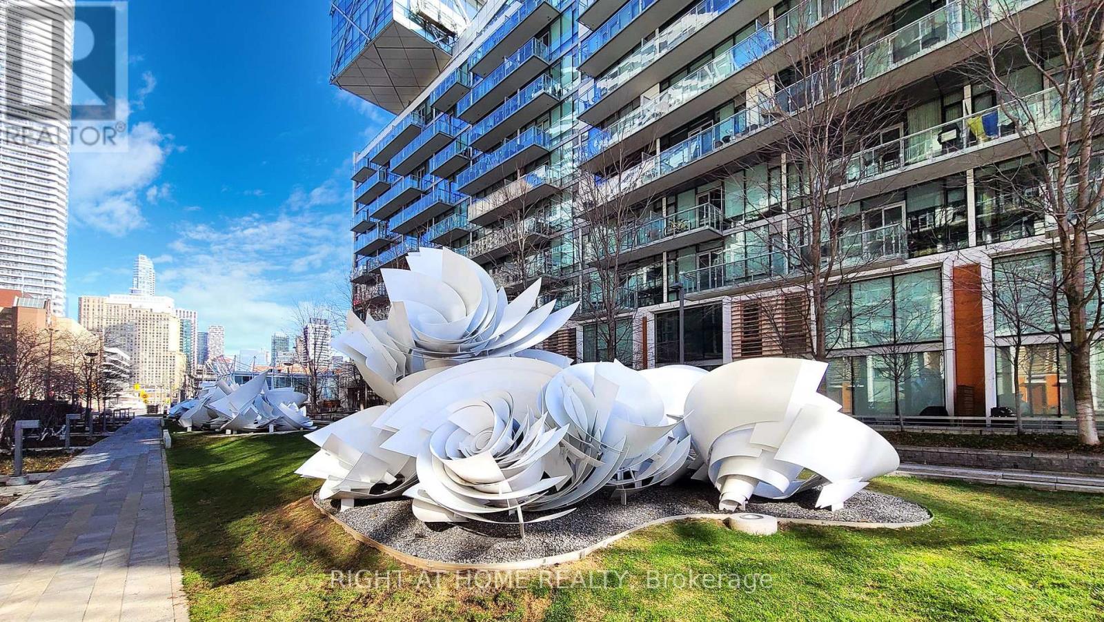 403 - 15 Queens Quay E, Toronto, Ontario  M5E 0C5 - Photo 37 - C12210332