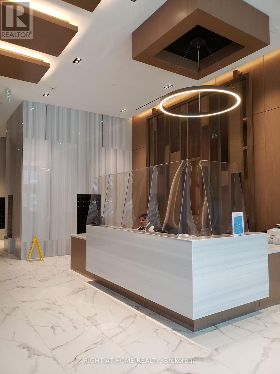 403 - 15 Queens Quay E, Toronto, Ontario  M5E 0C5 - Photo 4 - C12210332