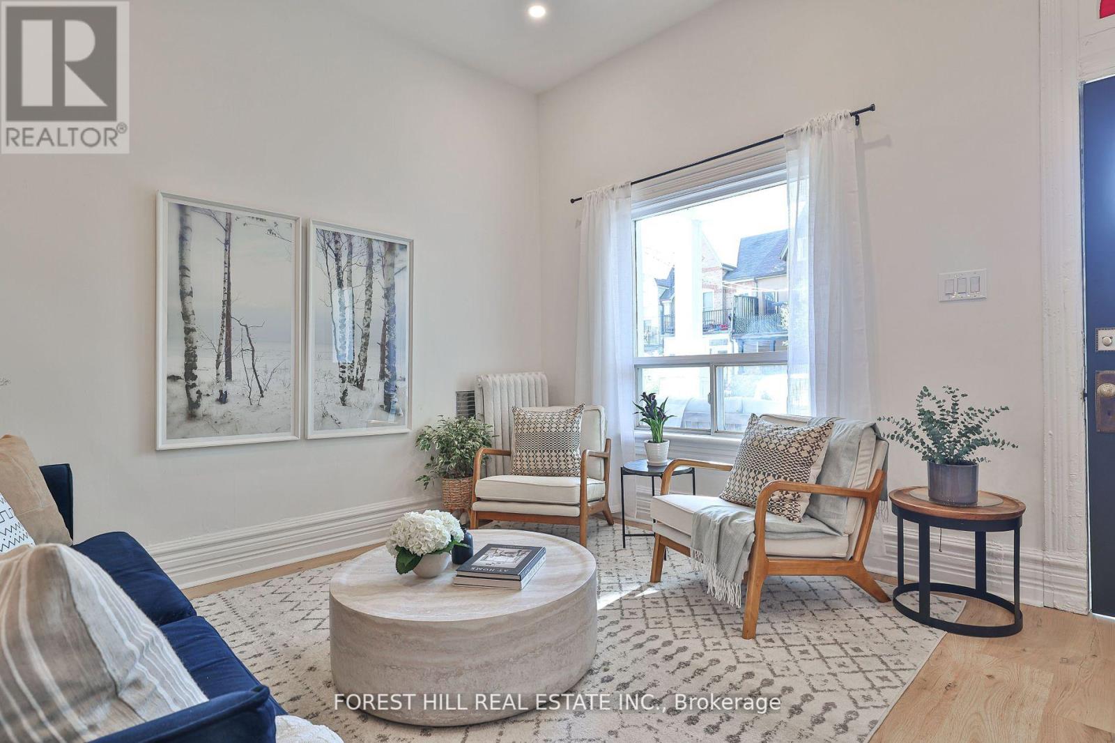130 Lindsey Avenue, Toronto, Ontario  M6H 1E6 - Photo 5 - C12210350