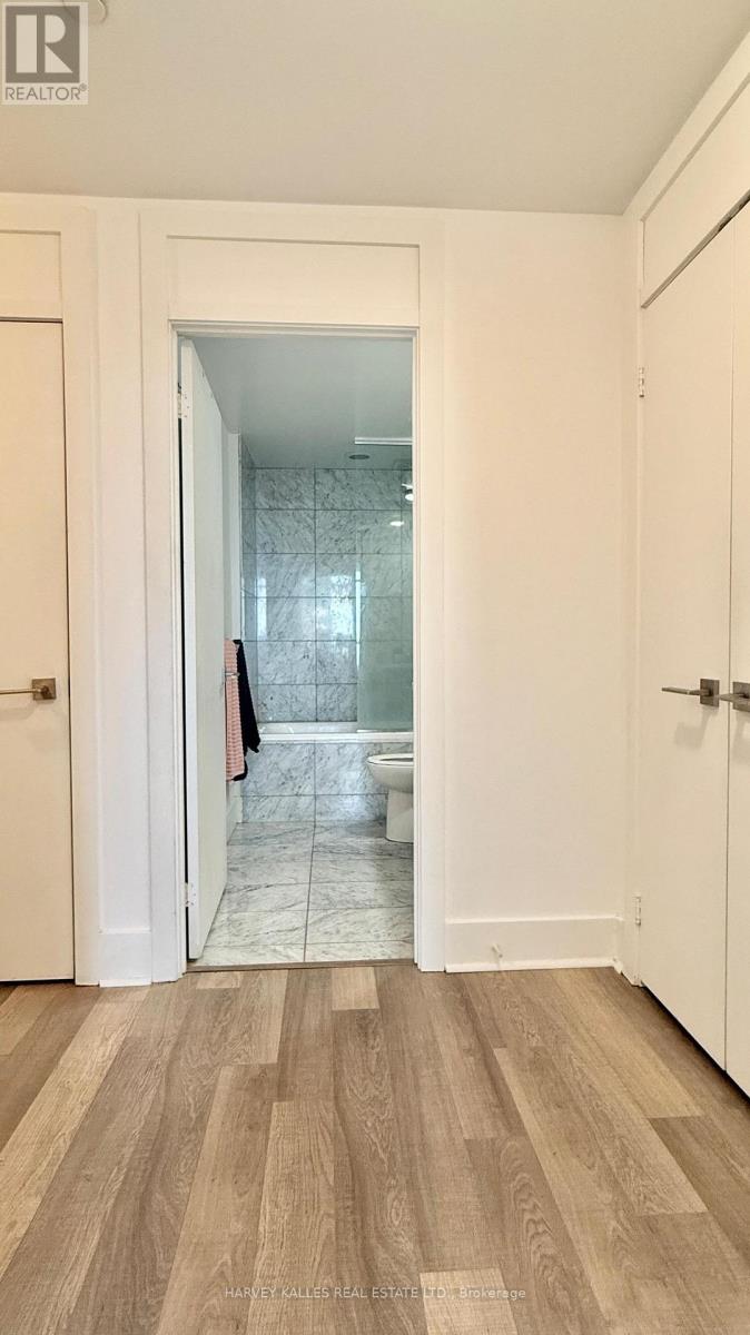 1003 - 32 Davenport Road, Toronto, Ontario  M5R 1H3 - Photo 12 - C12210374