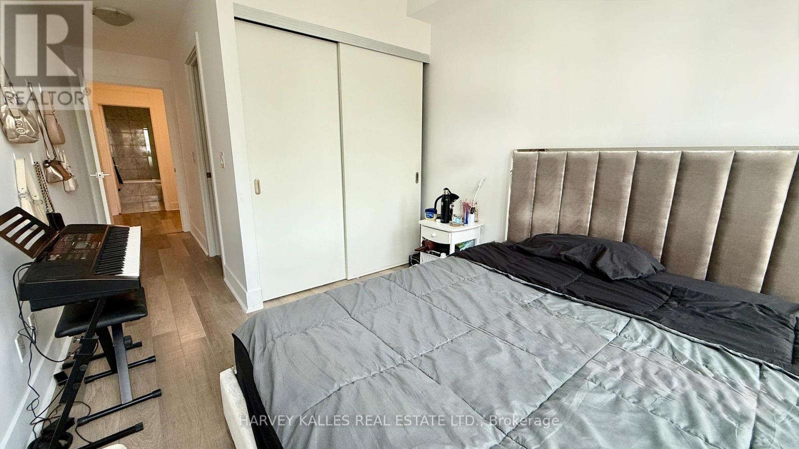 1003 - 32 Davenport Road, Toronto, Ontario  M5R 1H3 - Photo 13 - C12210374