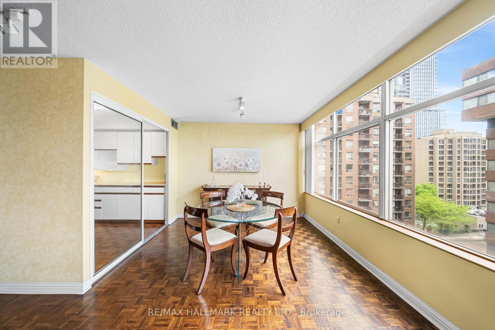 1101 - 900 Yonge Street, Toronto, Ontario  M4W 3P5 - Photo 11 - C12210393