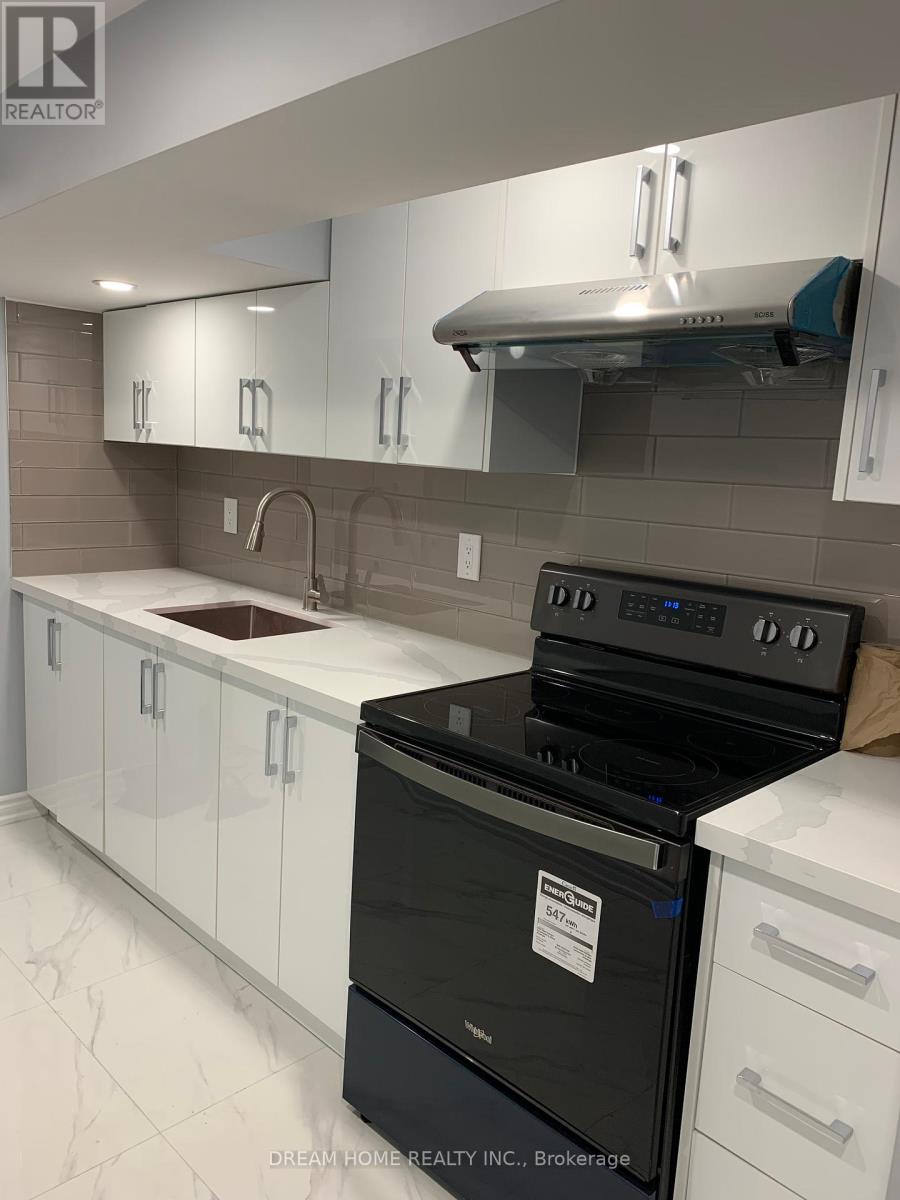 Bsmt - 26 Glasgow Street, Toronto, Ontario  M5T 2B9 - Photo 2 - C12210406
