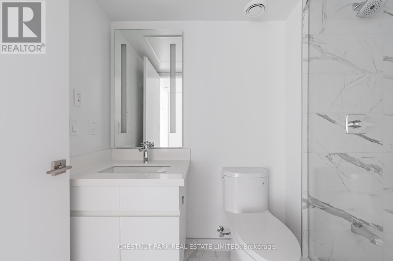 901 - 188 Cumberland Avenue, Toronto, Ontario  M5R 0B6 - Photo 18 - C12210424
