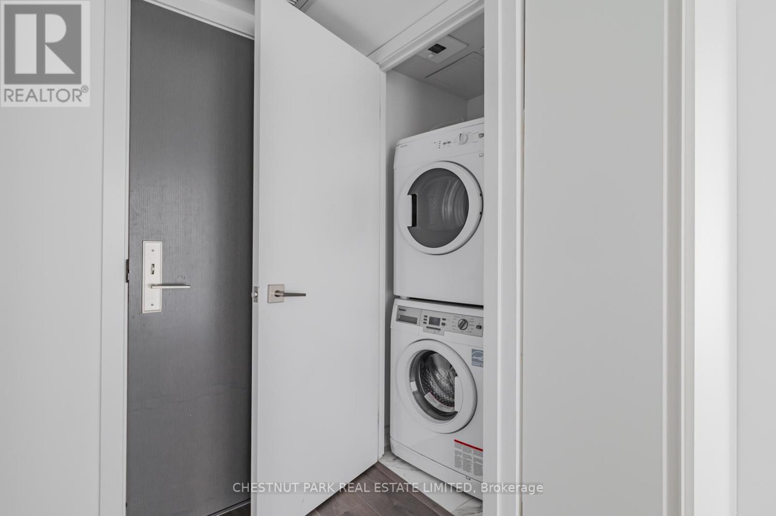901 - 188 Cumberland Avenue, Toronto, Ontario  M5R 0B6 - Photo 20 - C12210424