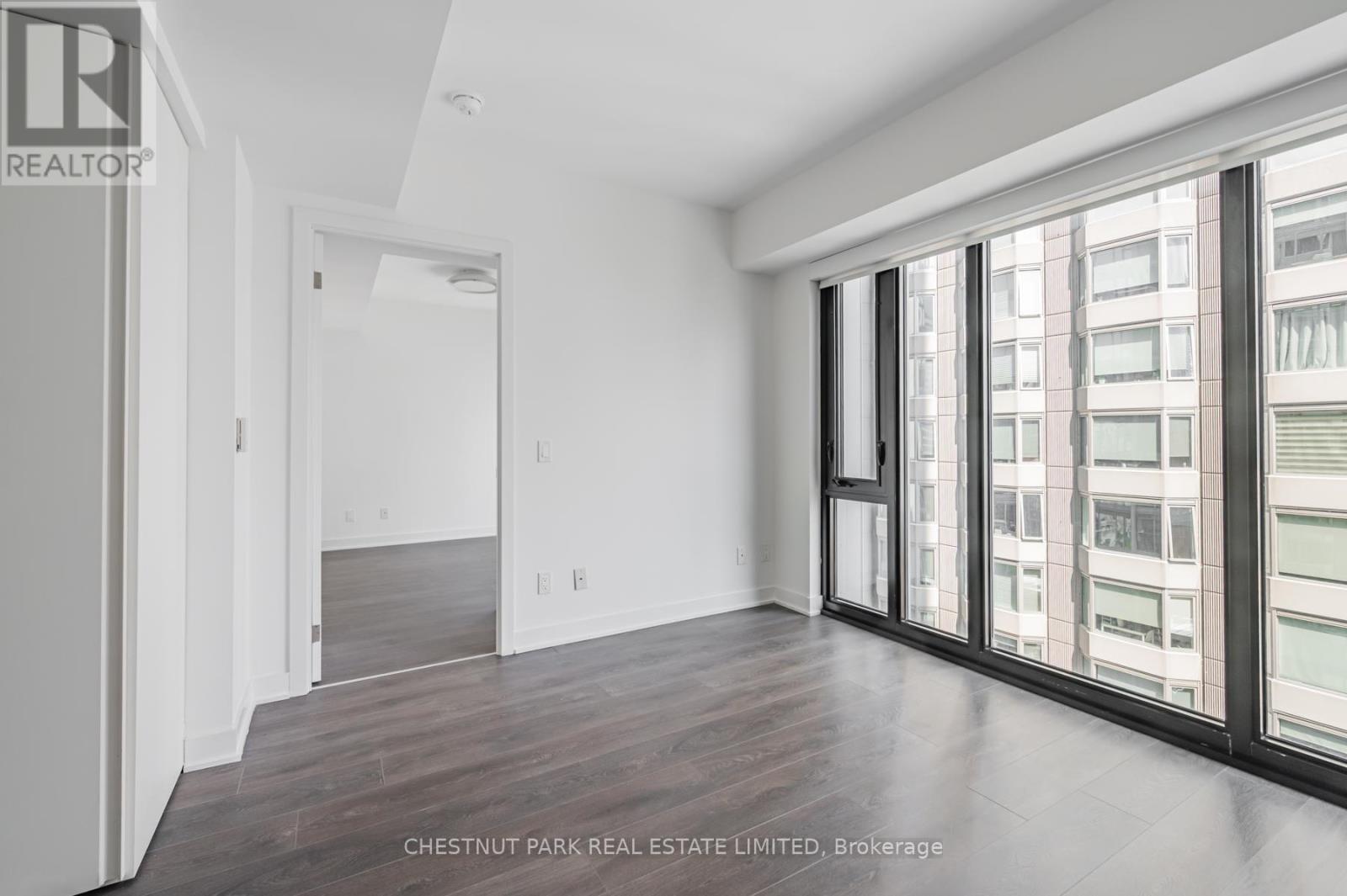 901 - 188 Cumberland Avenue, Toronto, Ontario  M5R 0B6 - Photo 5 - C12210424