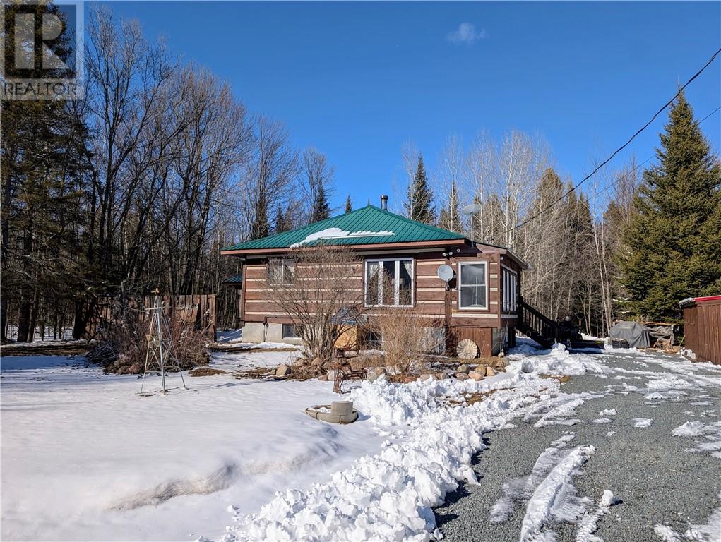 24988 Highway 17, Blind River, Ontario  P0R 1B0 - Photo 3 - 2121617