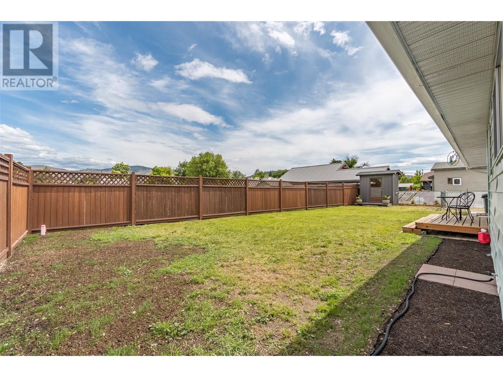 5843 Okanagan Street, Oliver, British Columbia  V0H 1T0 - Photo 32 - 10350562