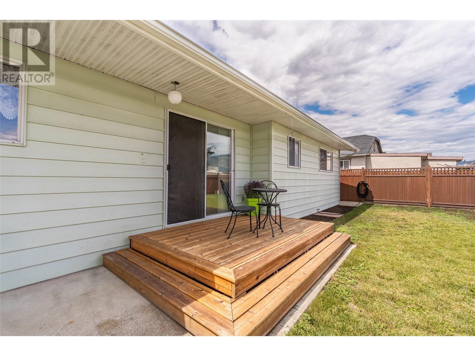 5843 Okanagan Street, Oliver, British Columbia  V0H 1T0 - Photo 11 - 10350562