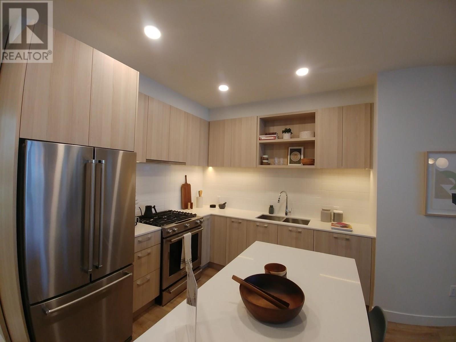 505 735 Anskar Court, Coquitlam, British Columbia  V3J 0L7 - Photo 8 - R3012967