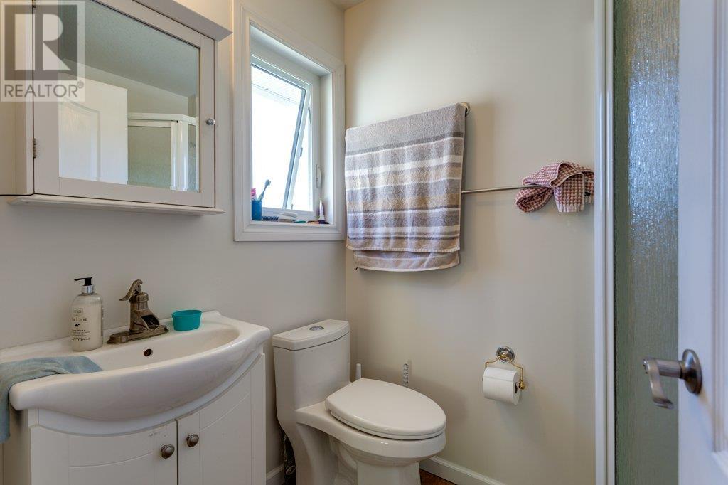 3549 Gates Road, West Kelowna, British Columbia  V4T 1A2 - Photo 15 - 10351129
