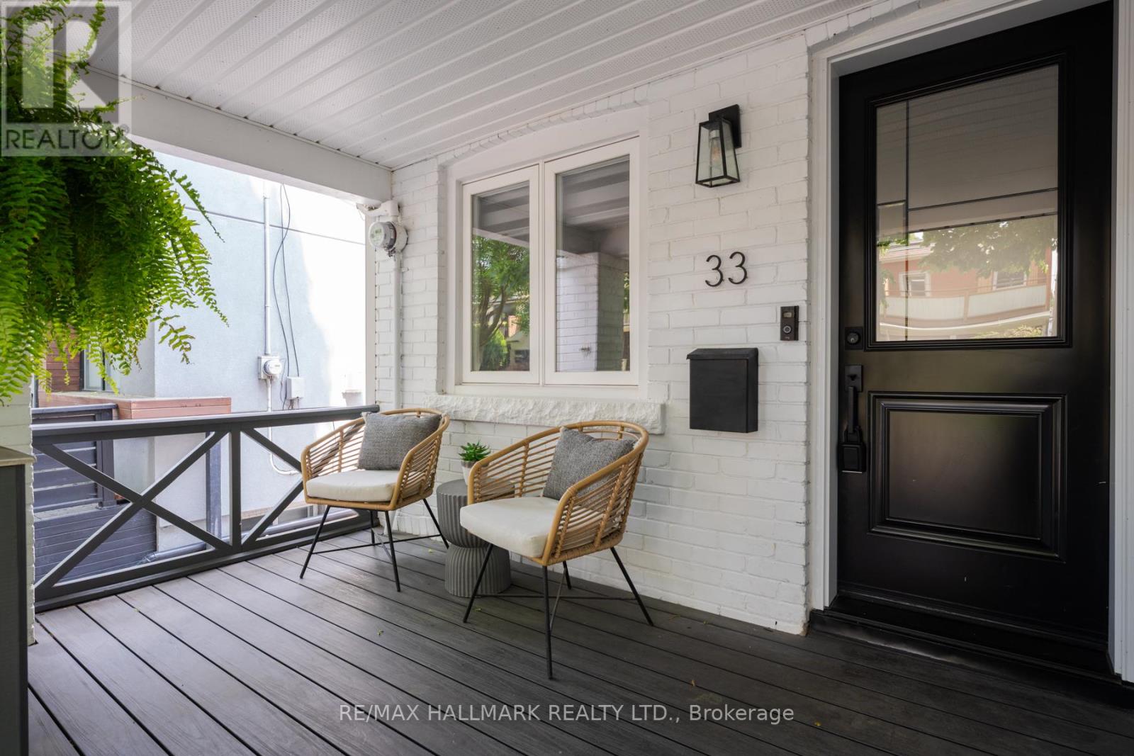33 ASHDALE AVENUE, Toronto, Ontario