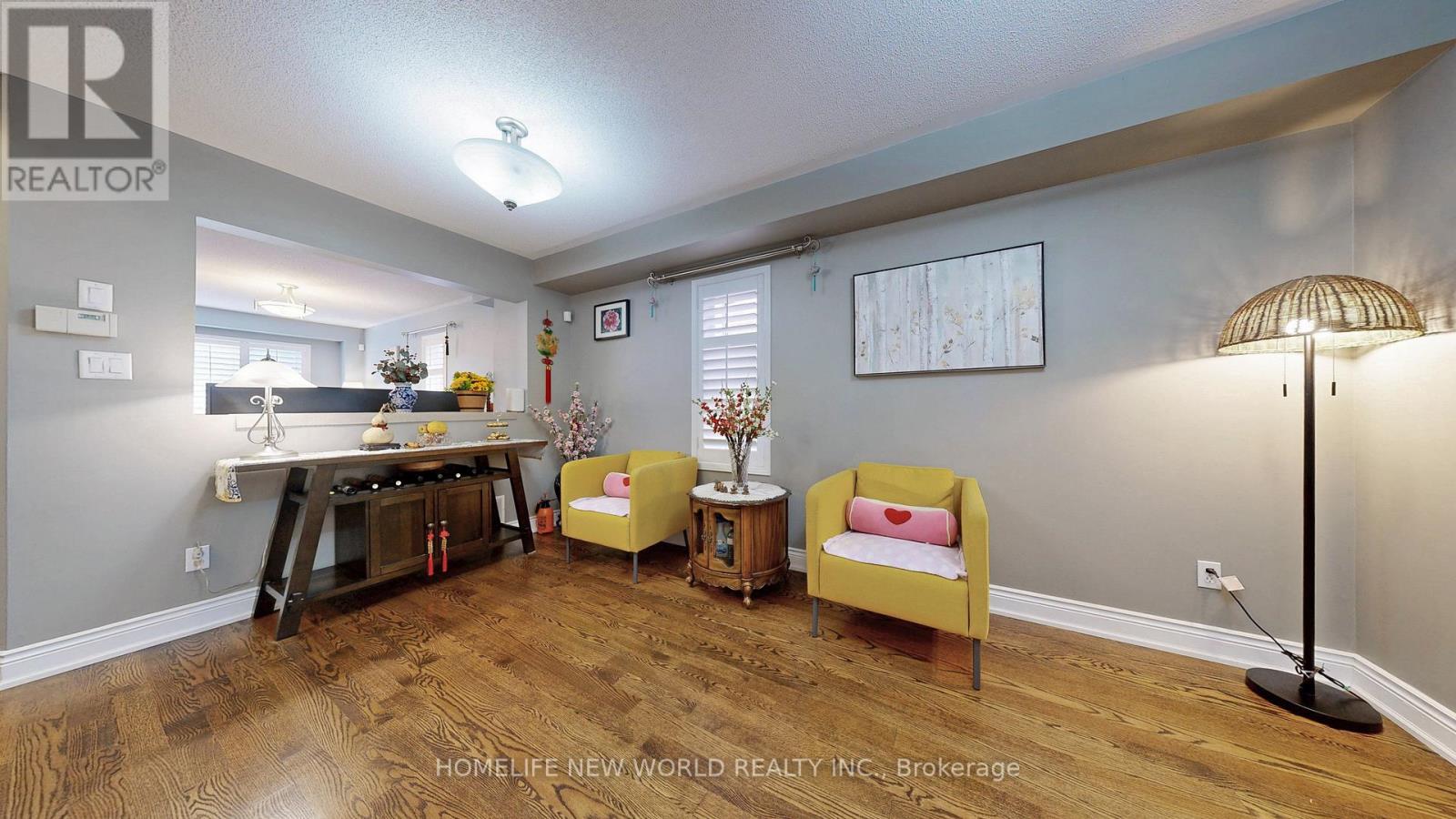 33 Tasker Crescent, Ajax (Central), Ontario  L1Z 1N8 - Photo 3 - E12210209
