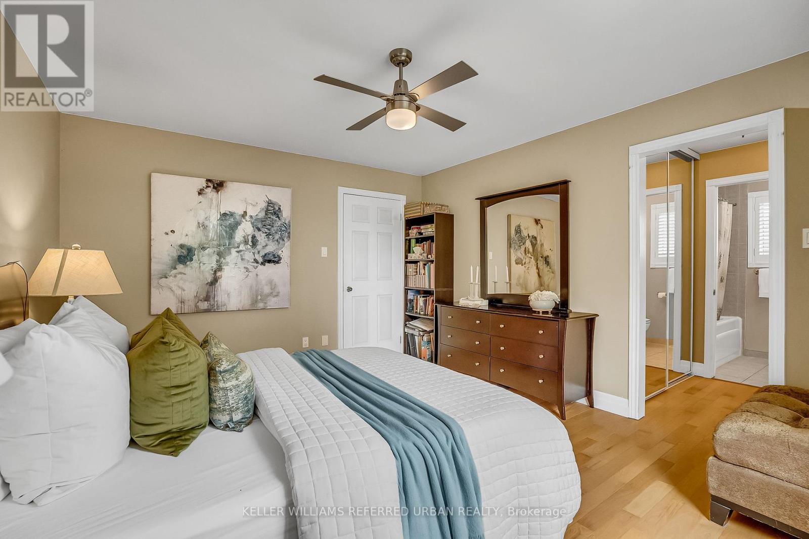 5 Donora Drive, Toronto (Crescent Town), Ontario  M4B 1B3 - Photo 18 - E12210224