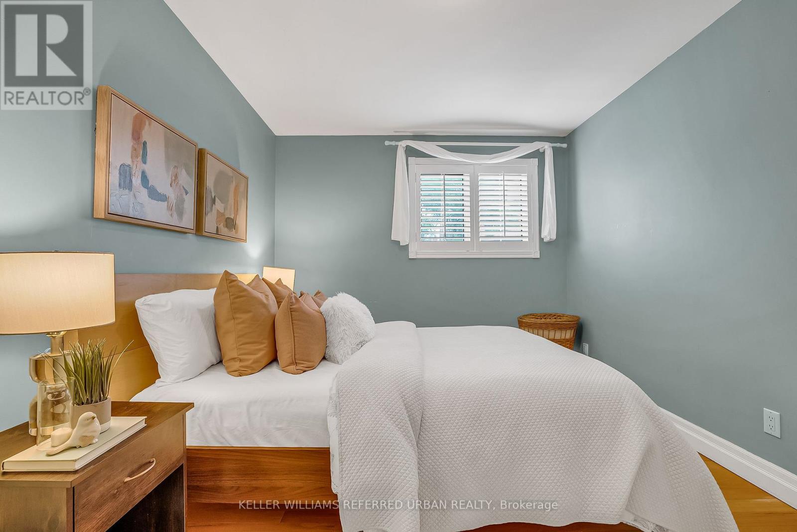 5 Donora Drive, Toronto (Crescent Town), Ontario  M4B 1B3 - Photo 26 - E12210224