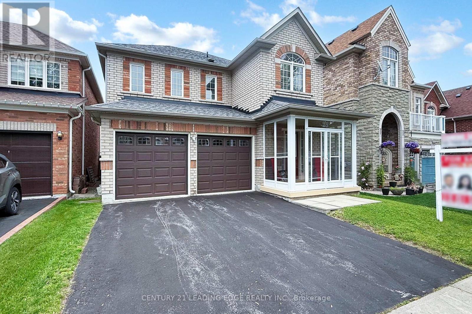 25 Solstice Drive, Toronto, Ontario  M1X 2A5 - Photo 3 - E12210250