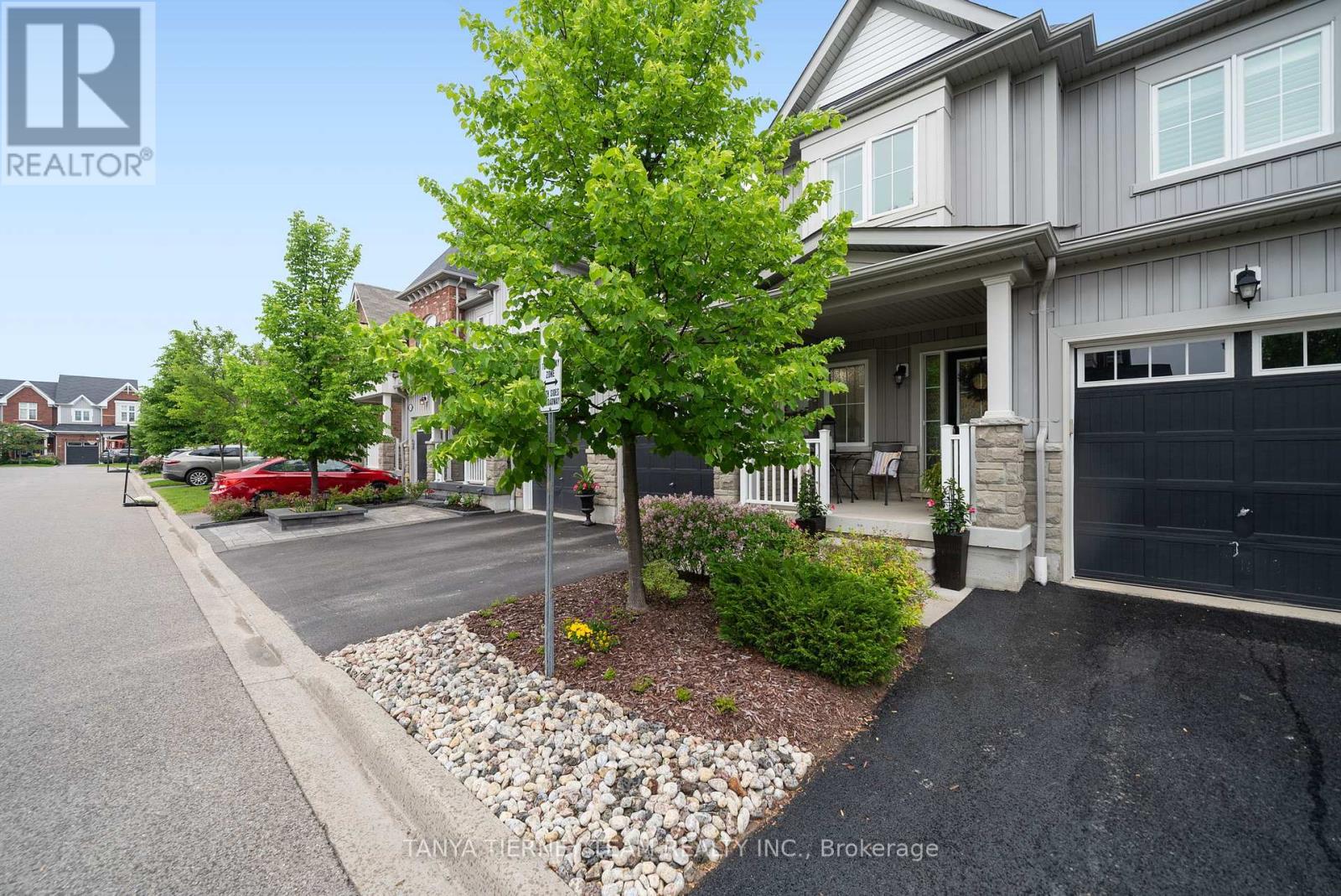 30 Lambdon Way, Whitby, Ontario  L1M 0L3 - Photo 3 - E12210318