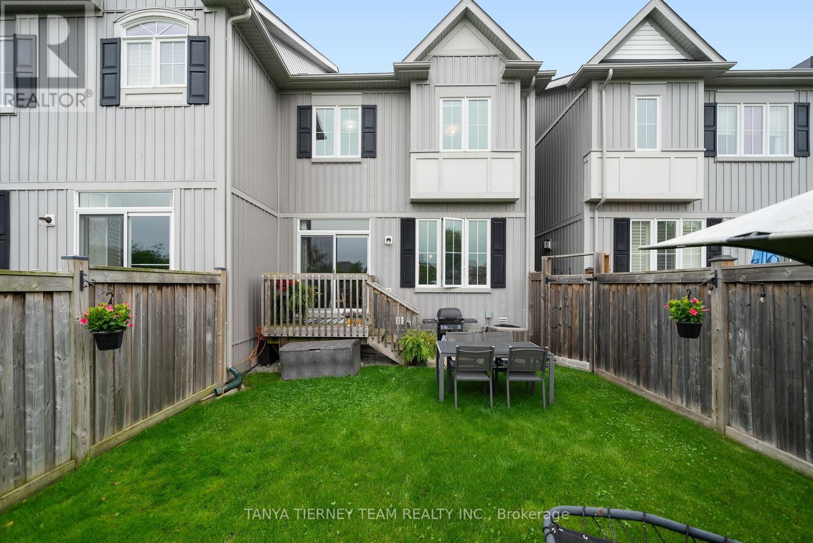 30 Lambdon Way, Whitby, Ontario  L1M 0L3 - Photo 37 - E12210318