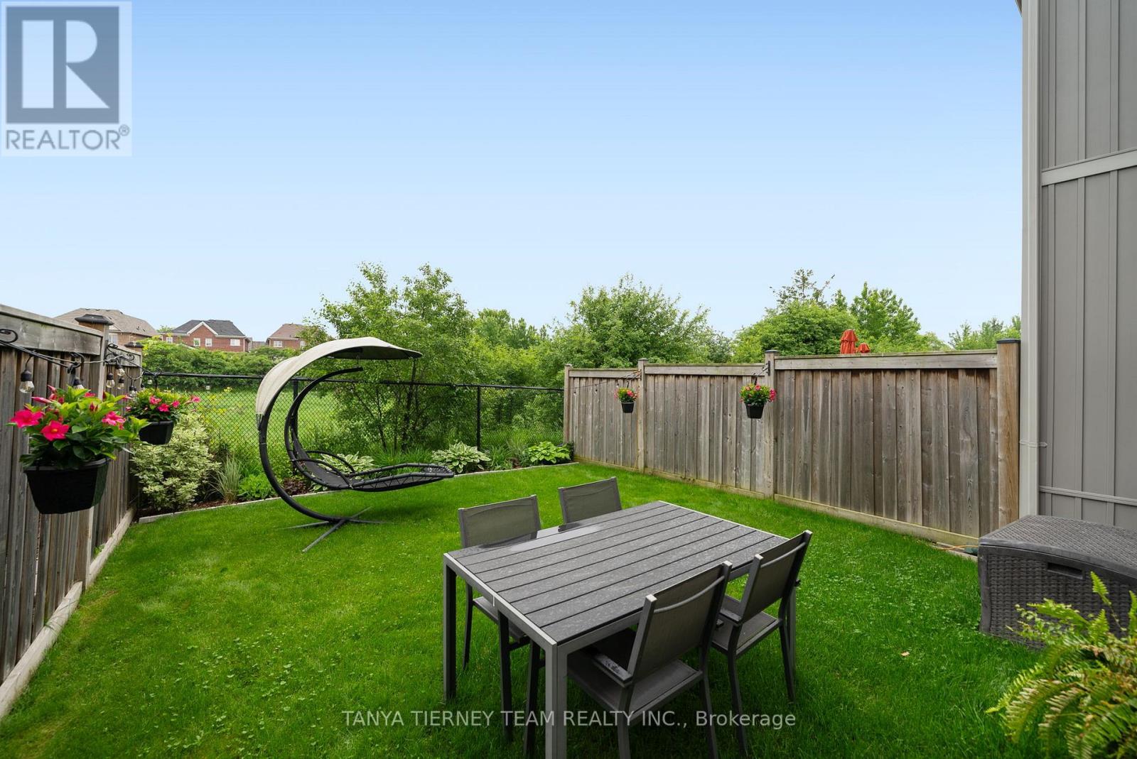 30 Lambdon Way, Whitby, Ontario  L1M 0L3 - Photo 39 - E12210318