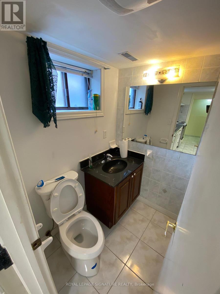 Bsmt 2 - 1356 Pharmacy Avenue, Toronto, Ontario  M1R 2J5 - Photo 10 - E12210405