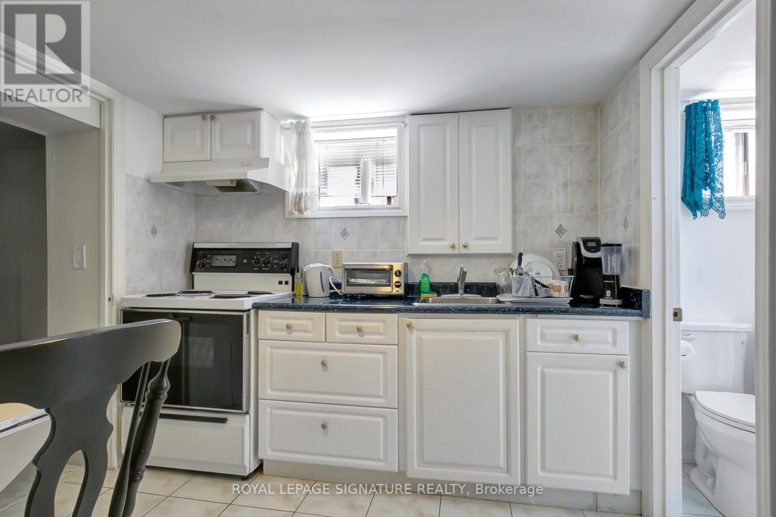 Bsmt 2 - 1356 Pharmacy Avenue, Toronto, Ontario  M1R 2J5 - Photo 15 - E12210405