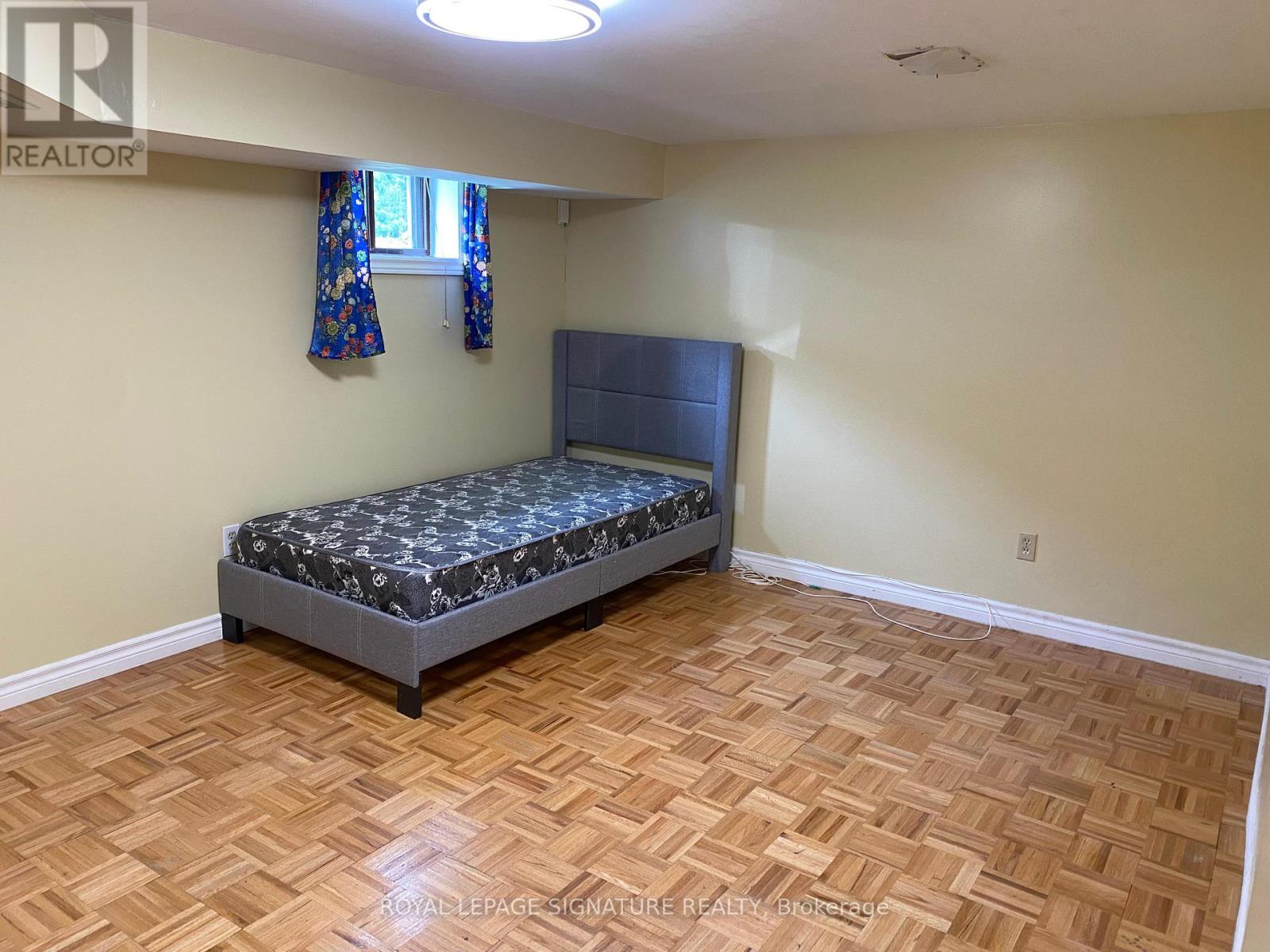 Bsmt 2 - 1356 Pharmacy Avenue, Toronto, Ontario  M1R 2J5 - Photo 5 - E12210405