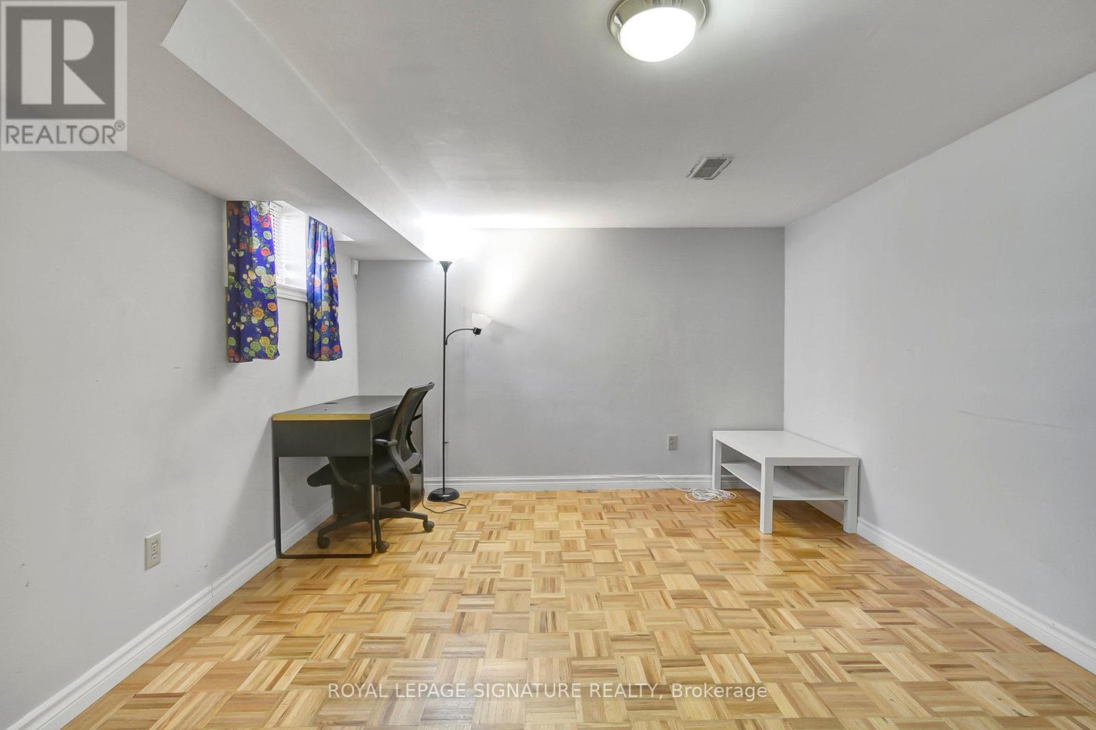 Bsmt 2 - 1356 Pharmacy Avenue, Toronto, Ontario  M1R 2J5 - Photo 6 - E12210405