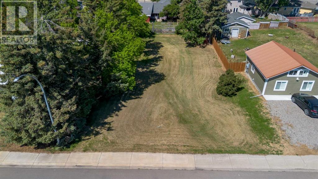 731 2 Street E, Cardston, Alberta  T0K 0K0 - Photo 2 - A2228011