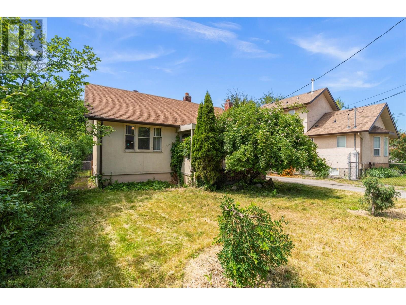 3302 34 Street, Vernon, British Columbia  V1T 5X9 - Photo 5 - 10351105