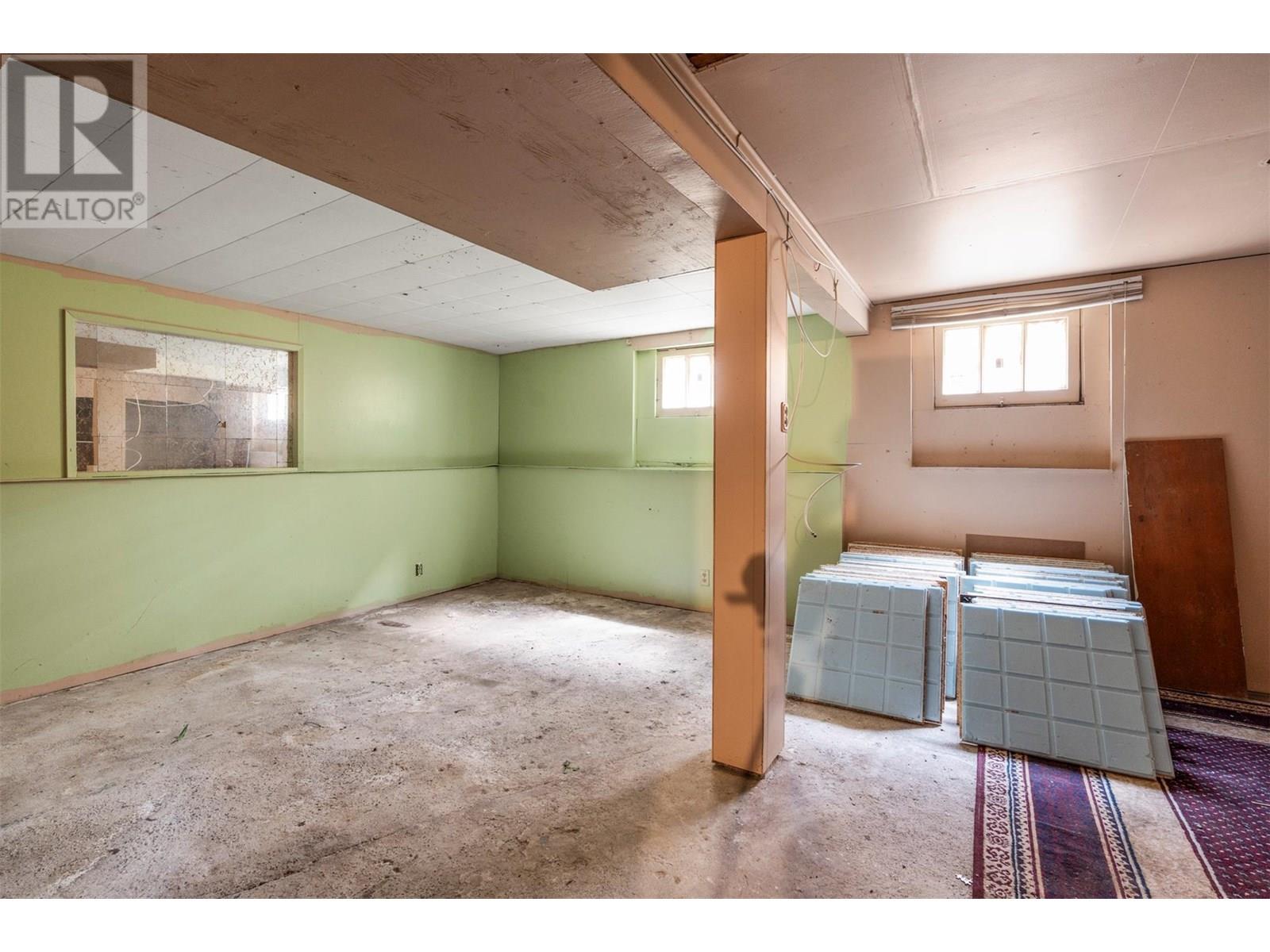 3302 34 Street, Vernon, British Columbia  V1T 5X9 - Photo 29 - 10351105