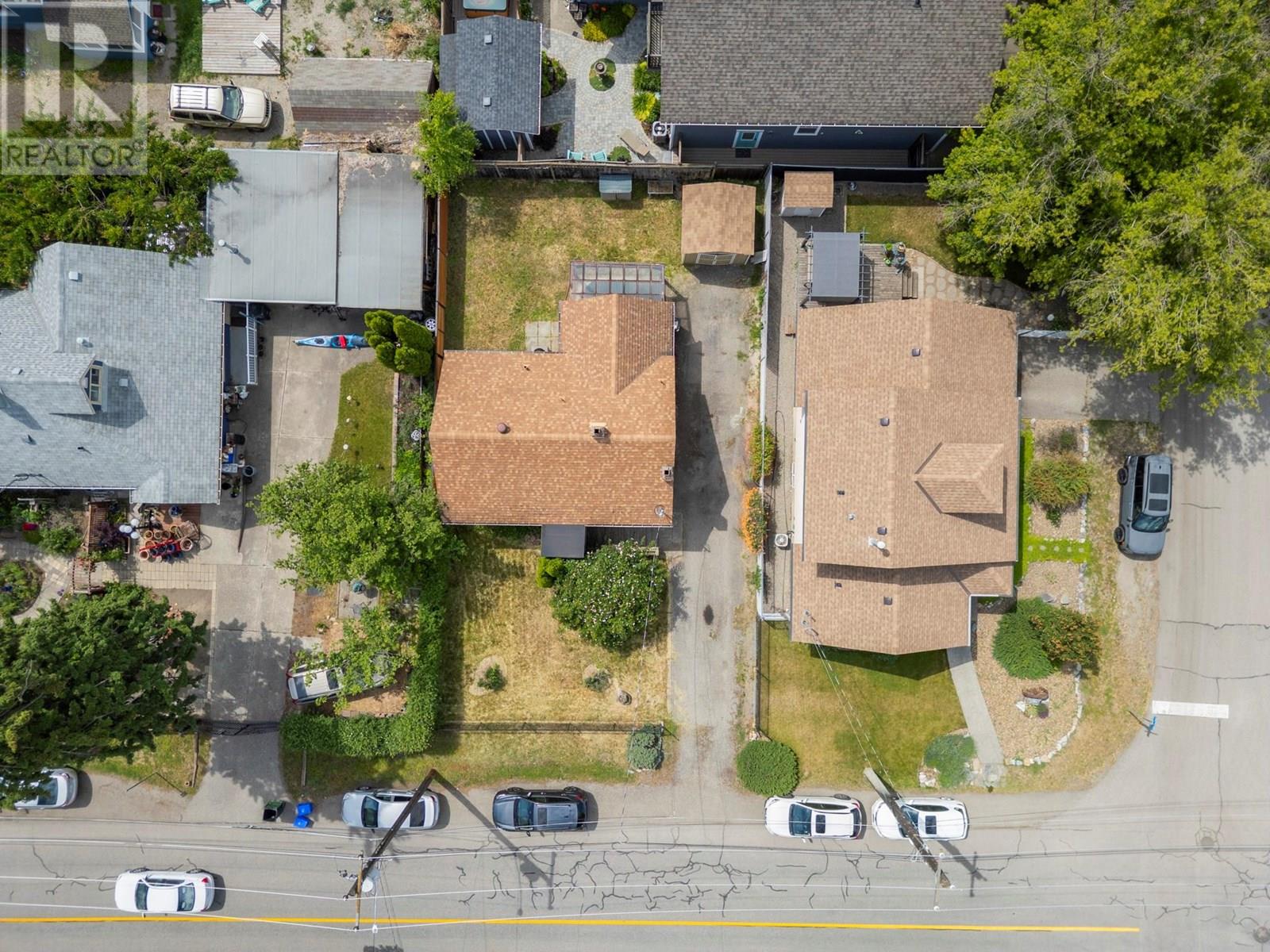 3302 34 Street, Vernon, British Columbia  V1T 5X9 - Photo 40 - 10351105