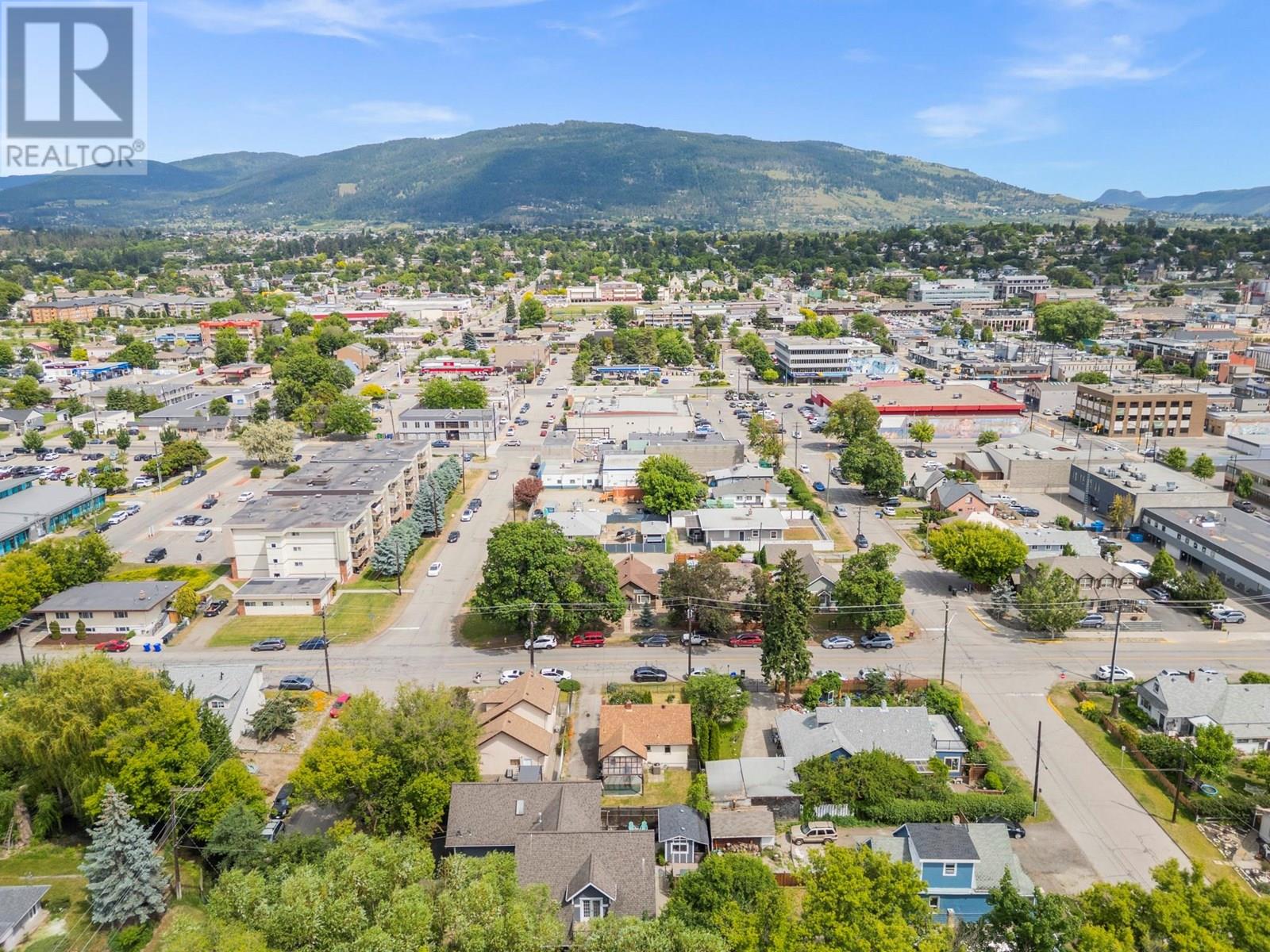 3302 34 Street, Vernon, British Columbia  V1T 5X9 - Photo 45 - 10351105