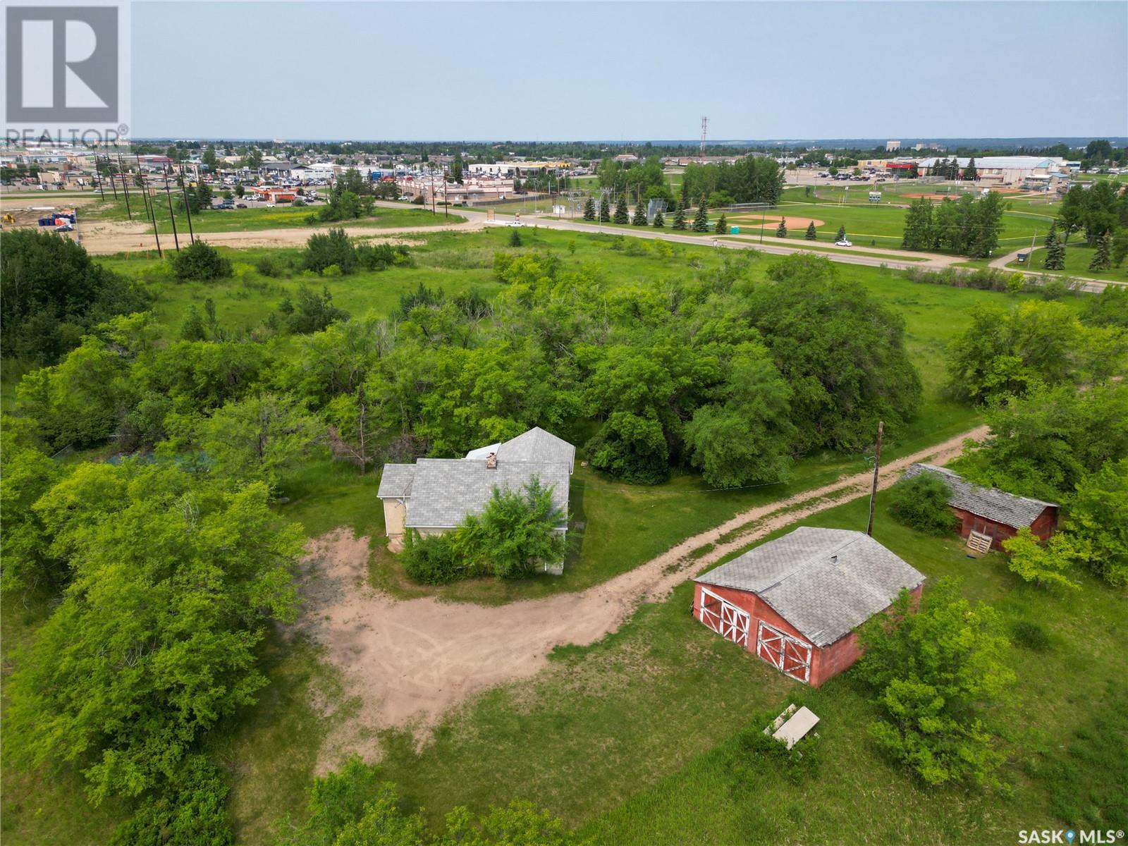 49 Marquis Road, Prince Albert, Saskatchewan  S6V 6X5 - Photo 5 - SK009012