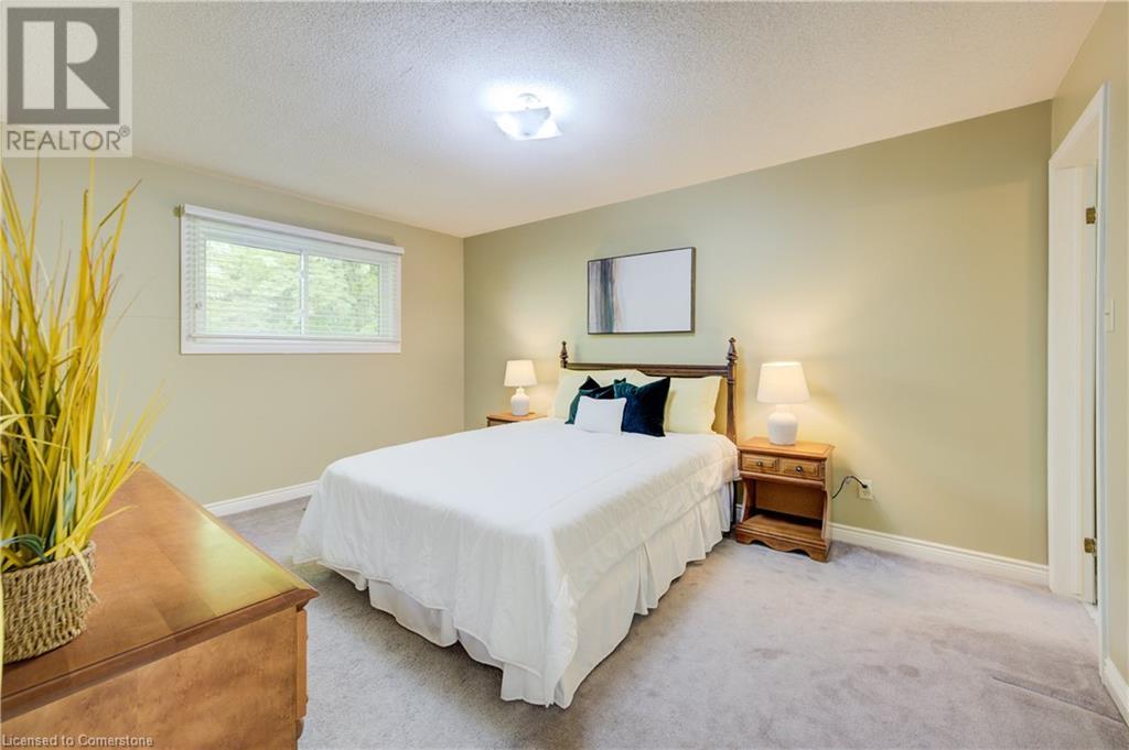 466 Dicenzo Drive, Hamilton, Ontario  L9B 2C4 - Photo 32 - 40739611