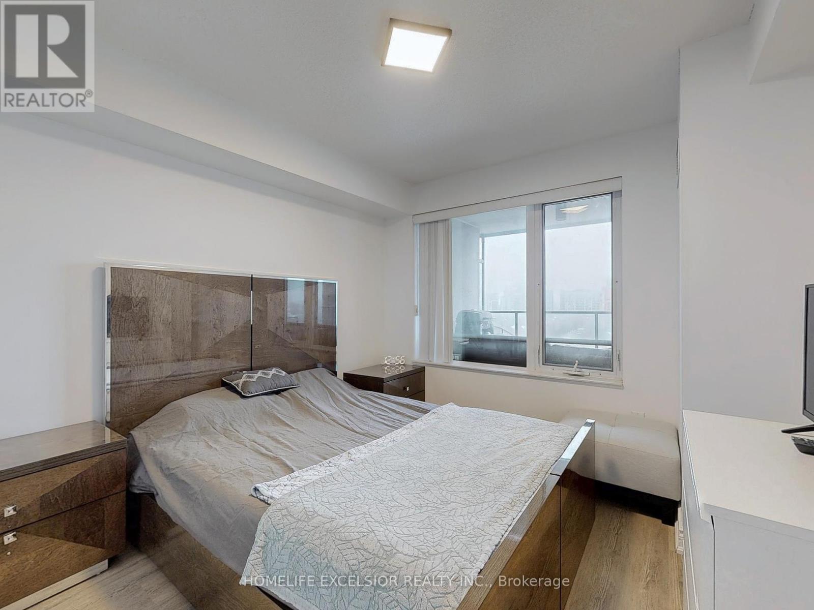 1018 - 273 South Park Road, Markham, Ontario  L3T 0B5 - Photo 14 - N12210180
