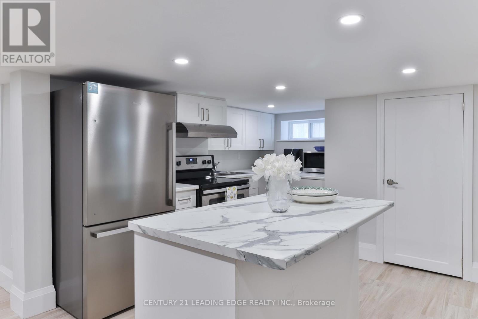 Unit D - 487 Eagle Street, Newmarket, Ontario  L3Y 1K7 - Photo 6 - N12210237