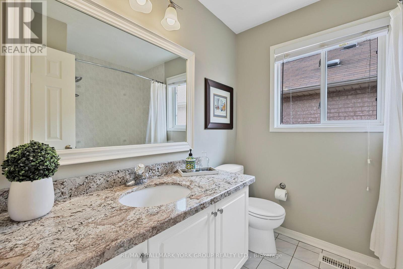 110 Rush Road, Aurora, Ontario  L4G 7G5 - Photo 20 - N12210260