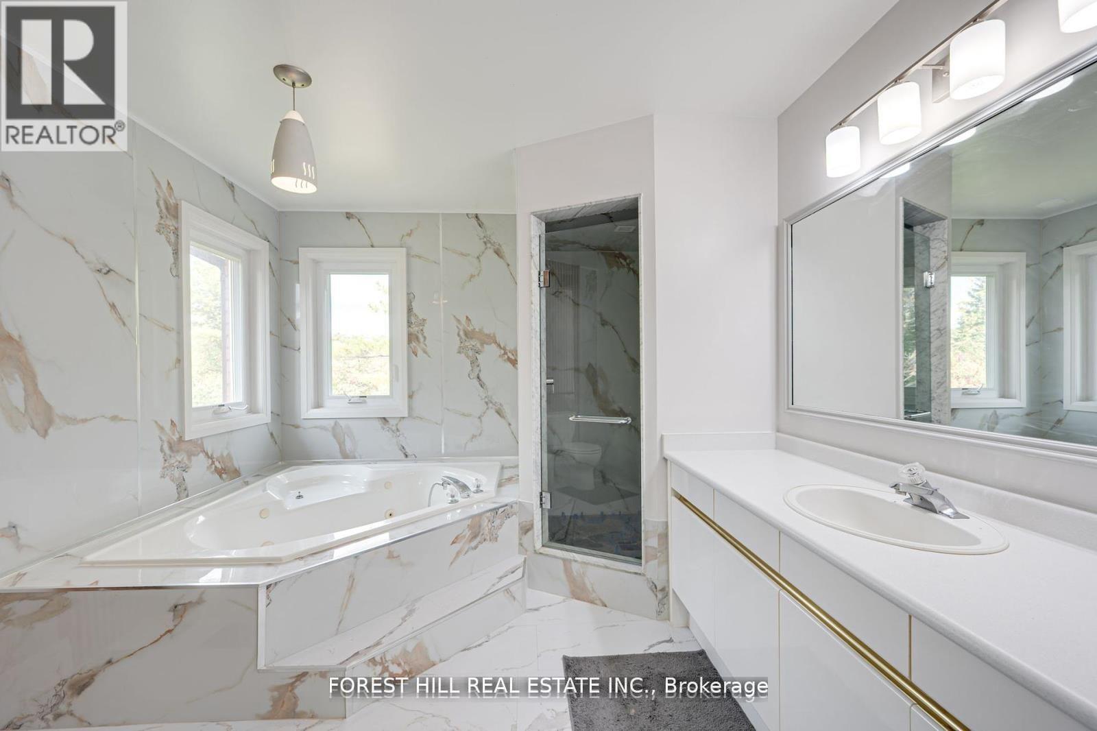 32 Grandview Crescent, Bradford West Gwillimbury, Ontario  L3Z 3L1 - Photo 20 - N12210343
