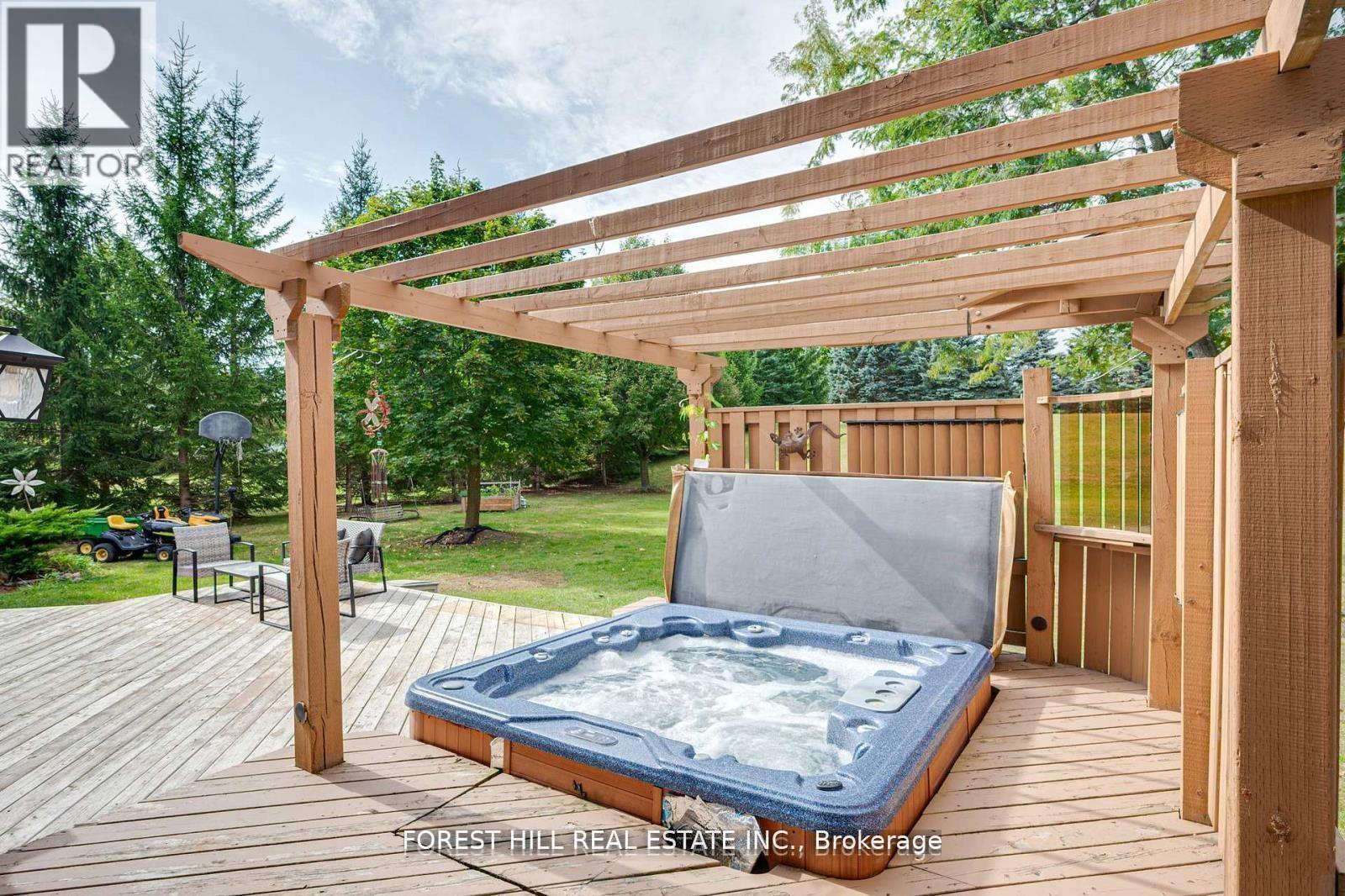 32 Grandview Crescent, Bradford West Gwillimbury, Ontario  L3Z 3L1 - Photo 36 - N12210343