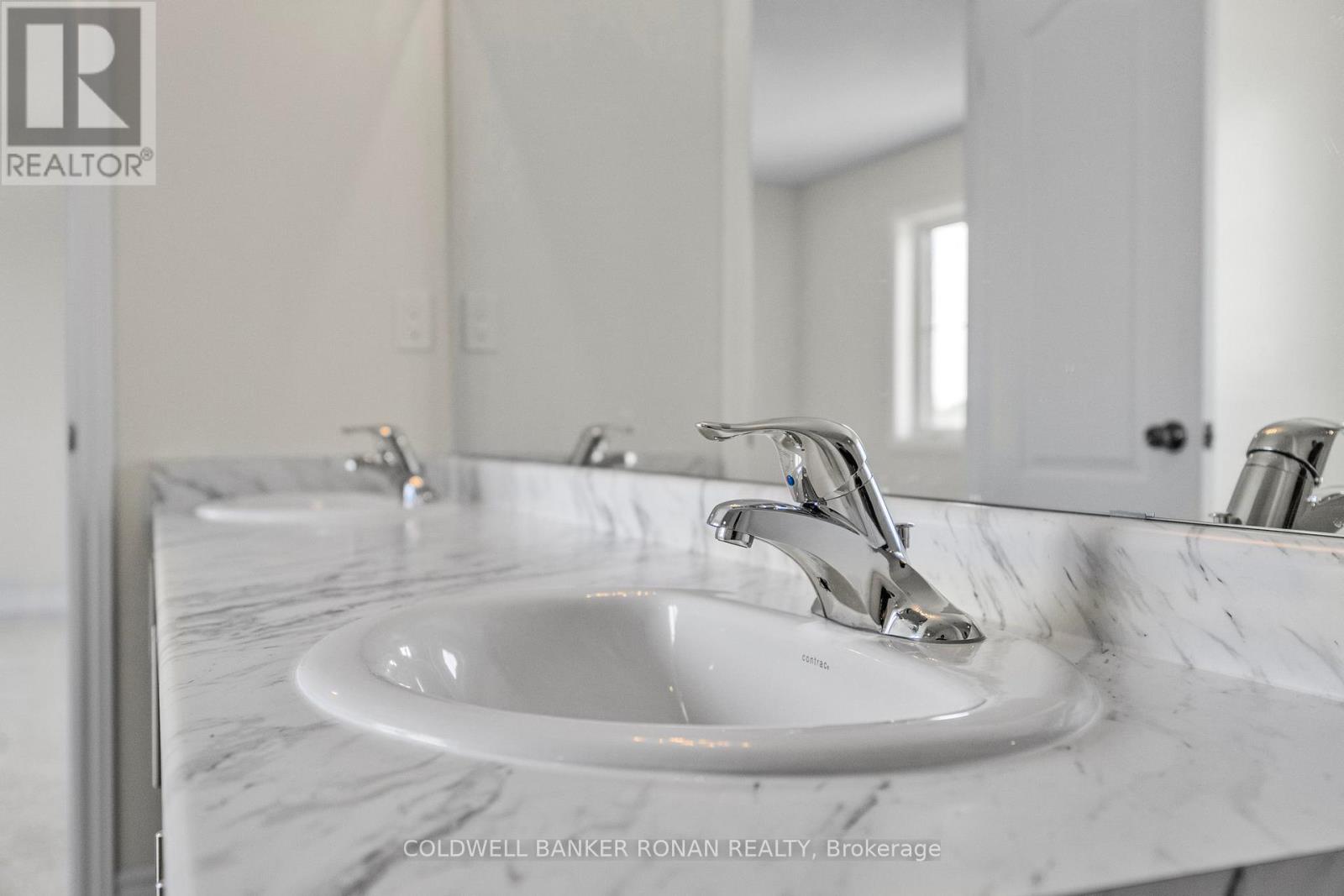 23 Fenn Crescent, New Tecumseth, Ontario  L9R 1V4 - Photo 36 - N12210402