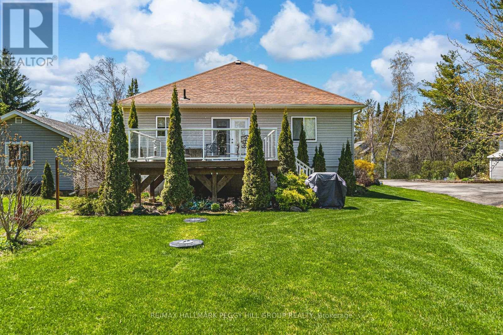 3213 Beach Avenue, Innisfil, Ontario  L9S 2K6 - Photo 20 - N12210413