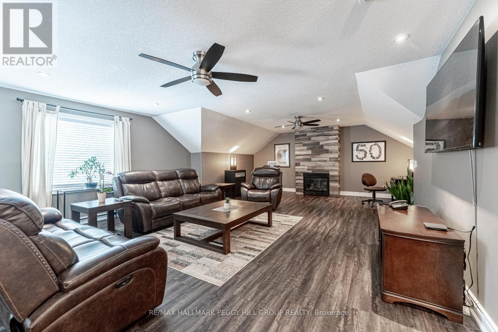 3213 Beach Avenue, Innisfil, Ontario  L9S 2K6 - Photo 9 - N12210413