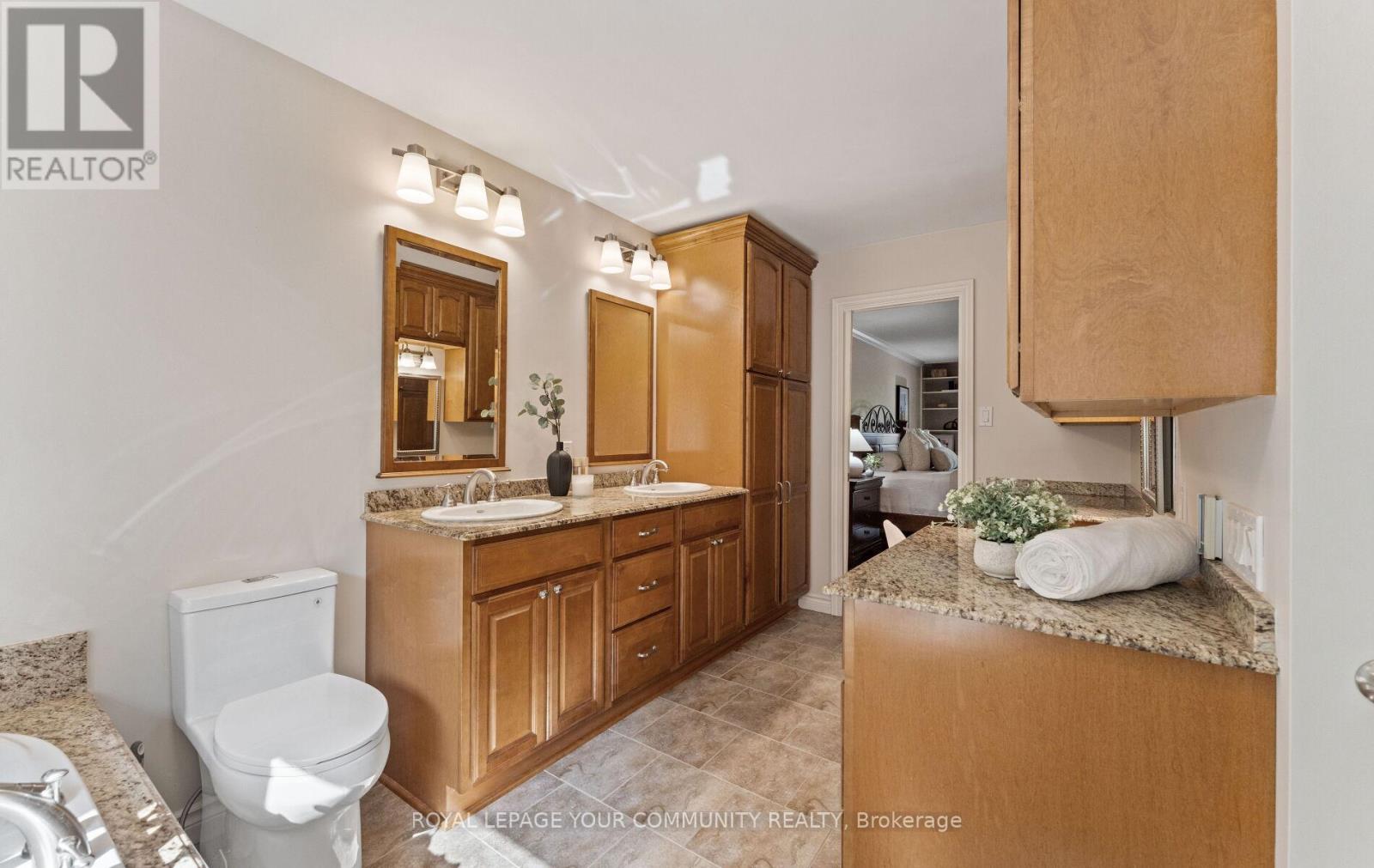 56 Petch Crescent, Aurora, Ontario  L4G 5N9 - Photo 27 - N12210423