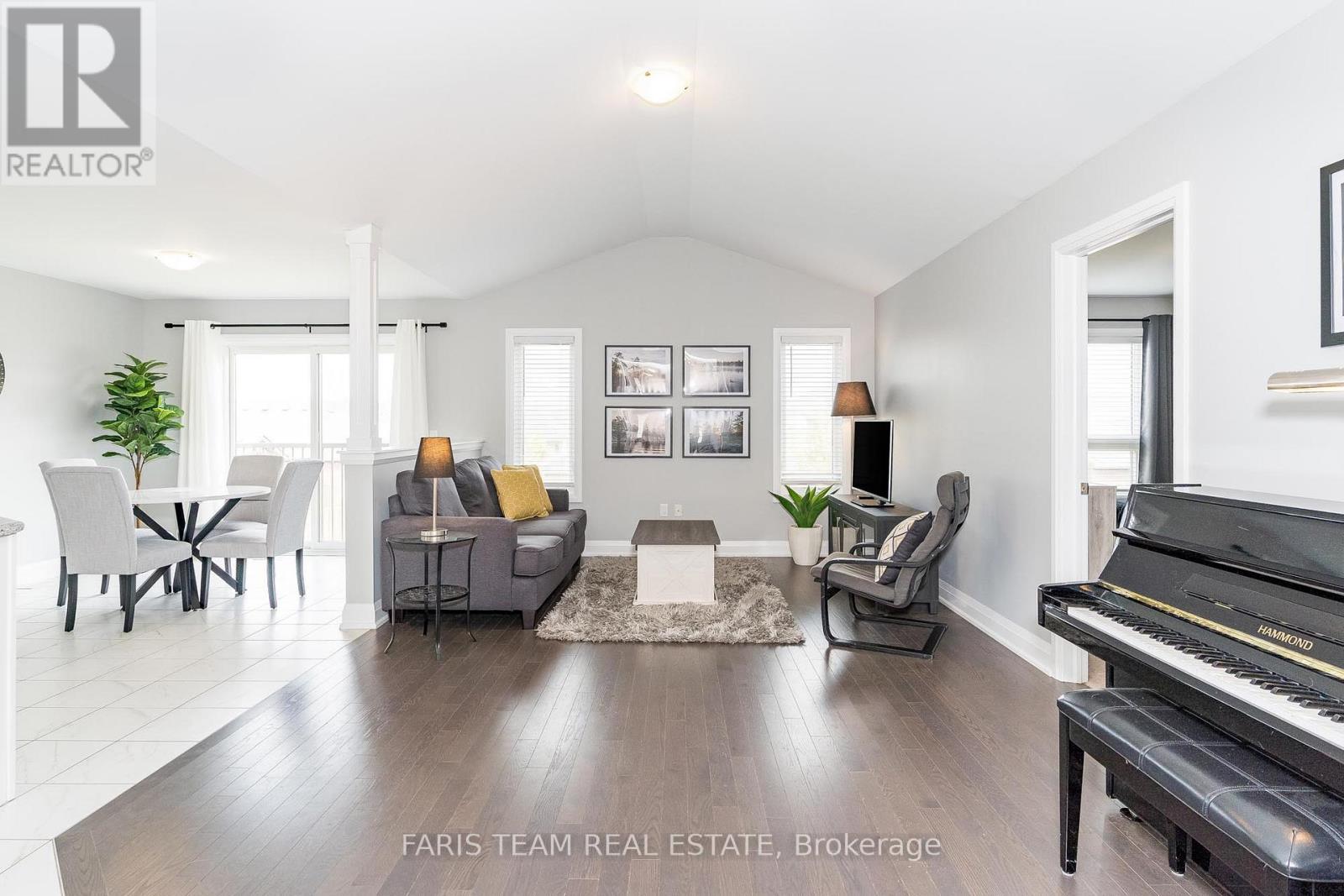 14 Beausoleil Drive, Penetanguishene, Ontario  L9M 0V8 - Photo 8 - S12210337