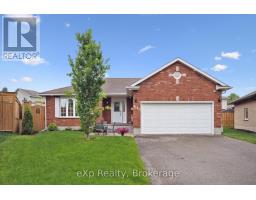 916 KEEWATIN PLACE, Kitchener, Ontario