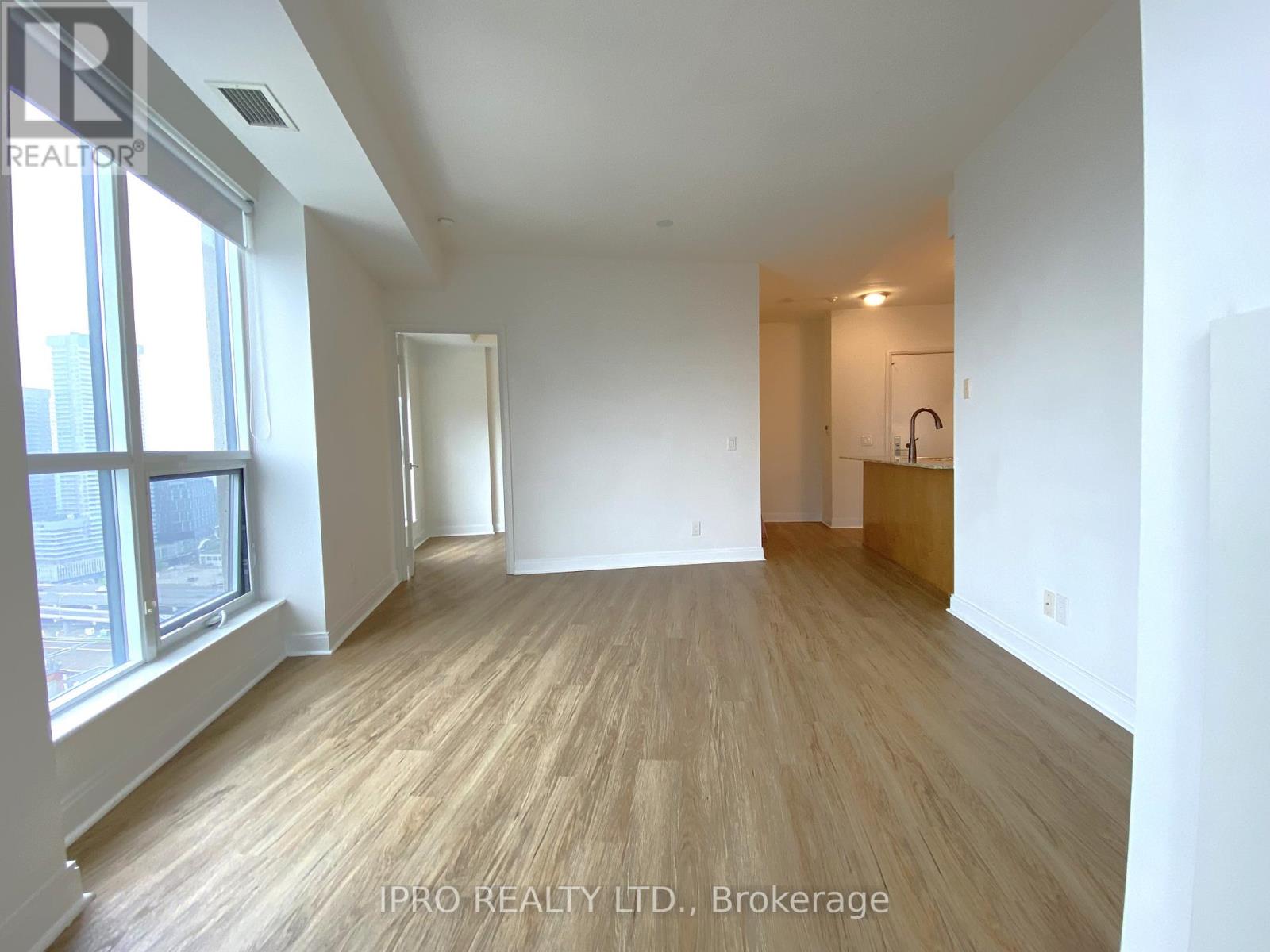 2709 - 1 Scott Street, Toronto, Ontario  M5E 1A1 - Photo 6 - C12210109